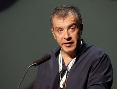 Υποψήφιος για την ηγεσία του νέου φορέα της Κεντροαριστεράς ο Στ. Θεοδωράκης